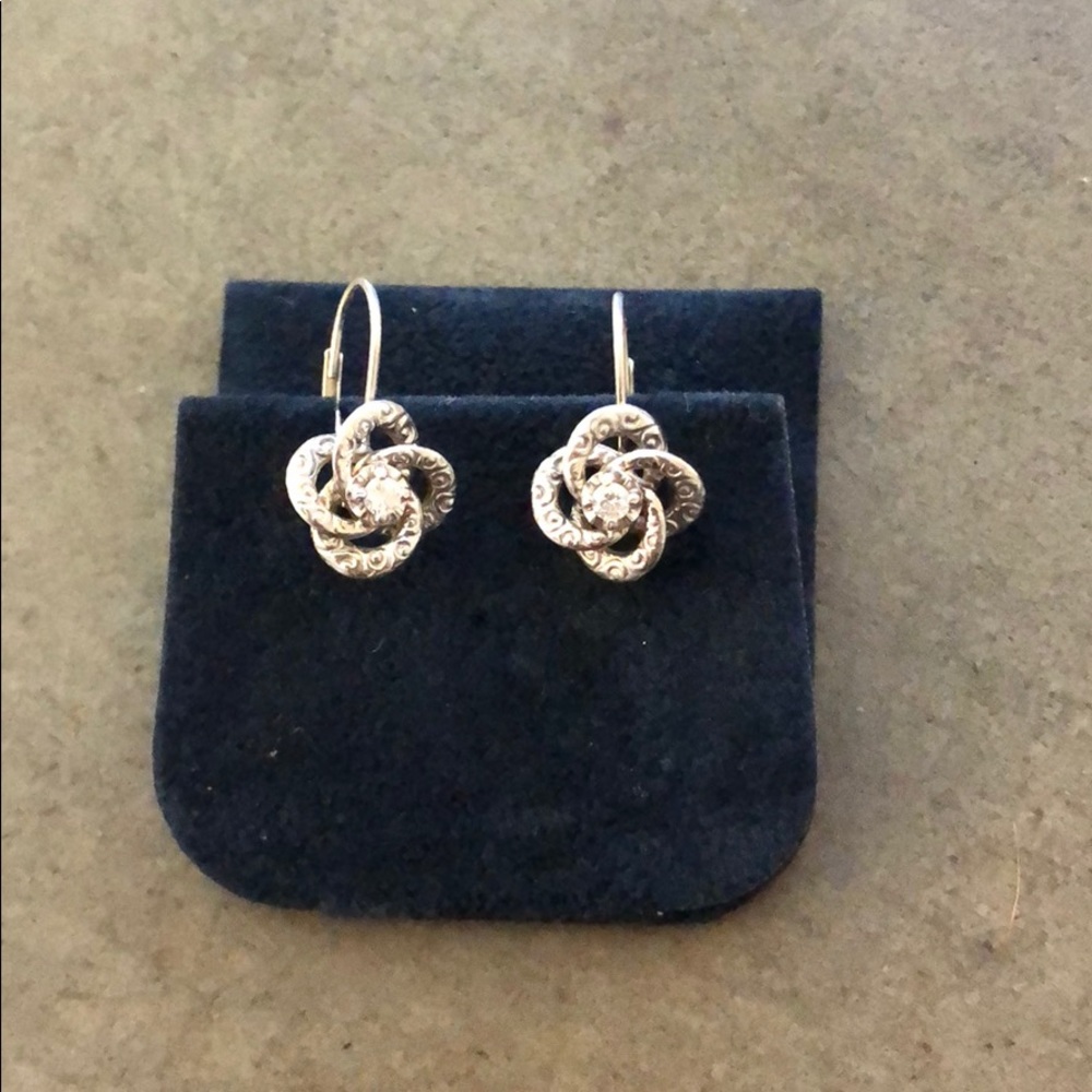 Flower earrings